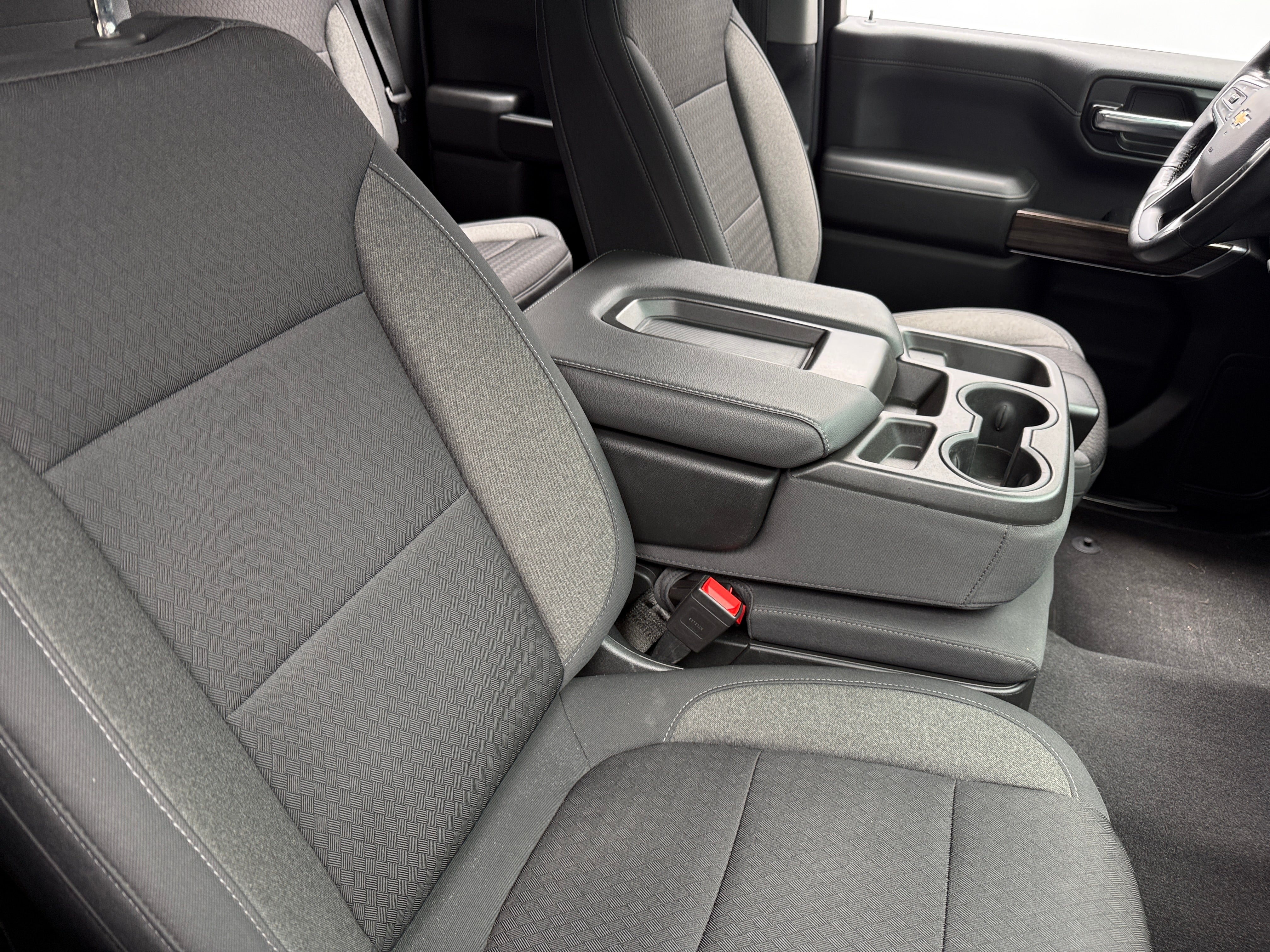 chevrolet silverado 1500 2020 1GCRYDEDXLZ247965 image
